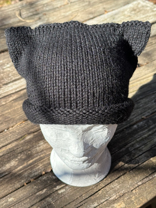 Black Cat Hat, Hand knit in Wool