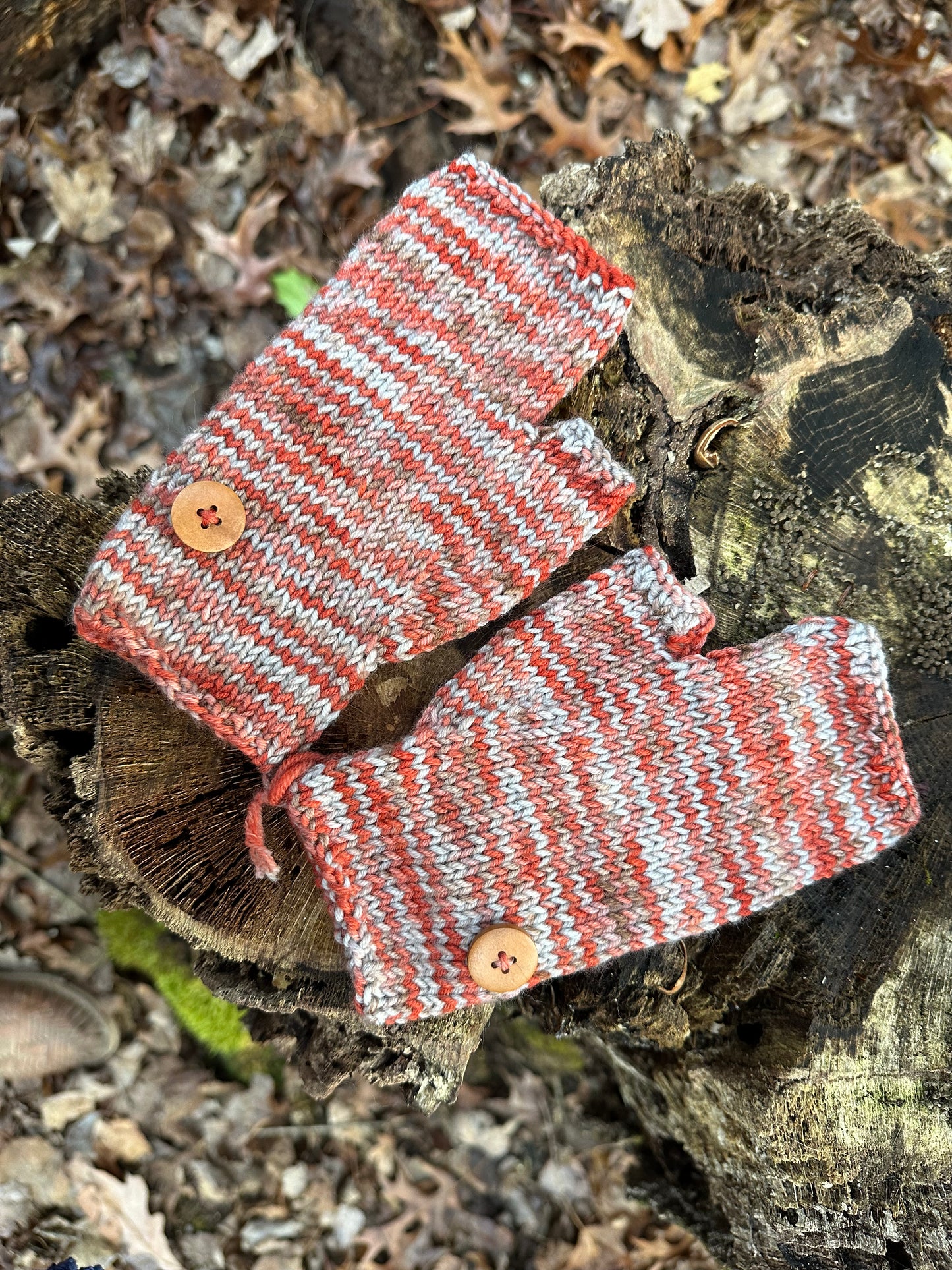 Fingerless Gloves, hand knitted, Rust/Peach/Taupe painted super-wash wool FREE SHIPPING